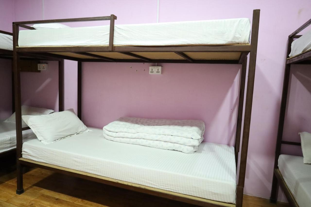 Margik Backpackers Hostel Ποκάρα Εξωτερικό φωτογραφία